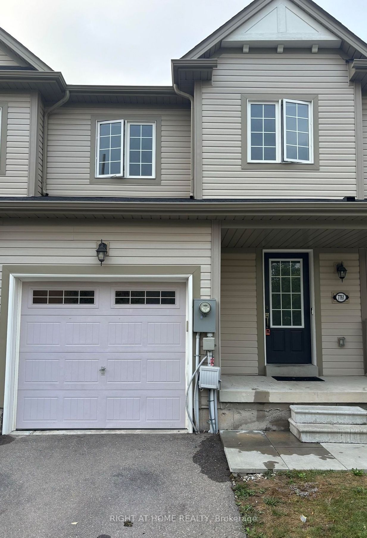 7761 White Pine Crescent, Niagara Falls, ON, L2H 3R4