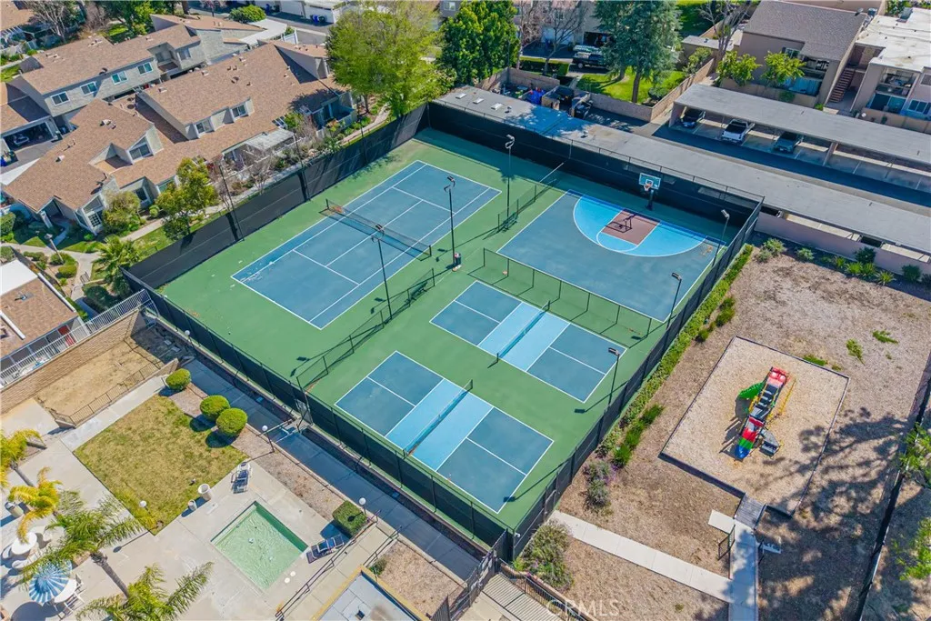 Additional image 33 of 24525 Trevino Dr Unit U6, Valencia, CA 91355