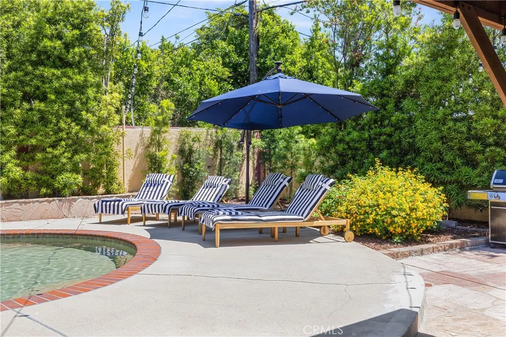 Additional image 44 of 8420 Cozycroft Ave, Winnetka, CA 91306