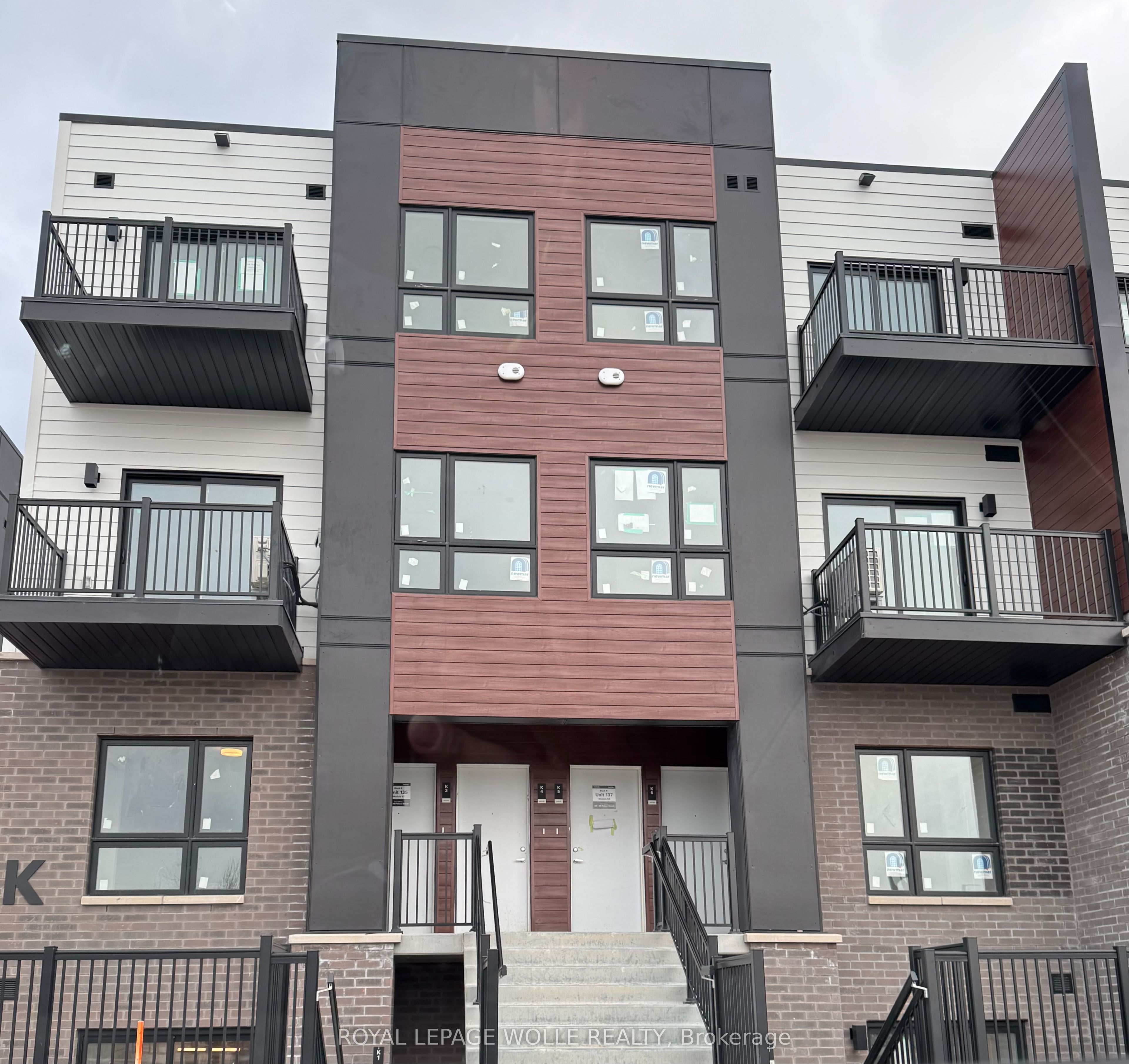 K5-40 Palace Street, Kitchener, ON, N2E 0L2