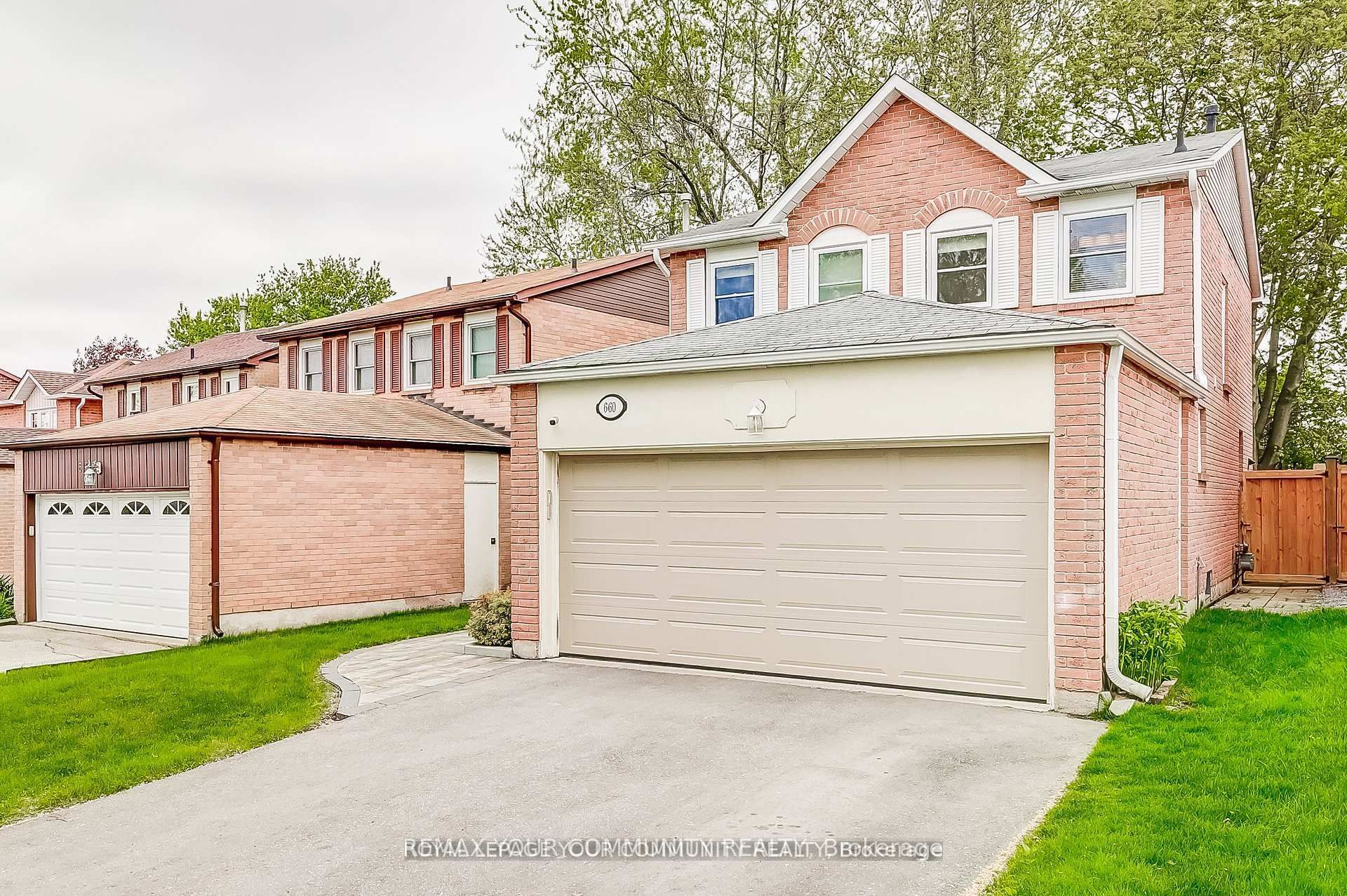 Additional image 3 of 660 Foxwood Trail, Pickering, ON, L1V 3X8