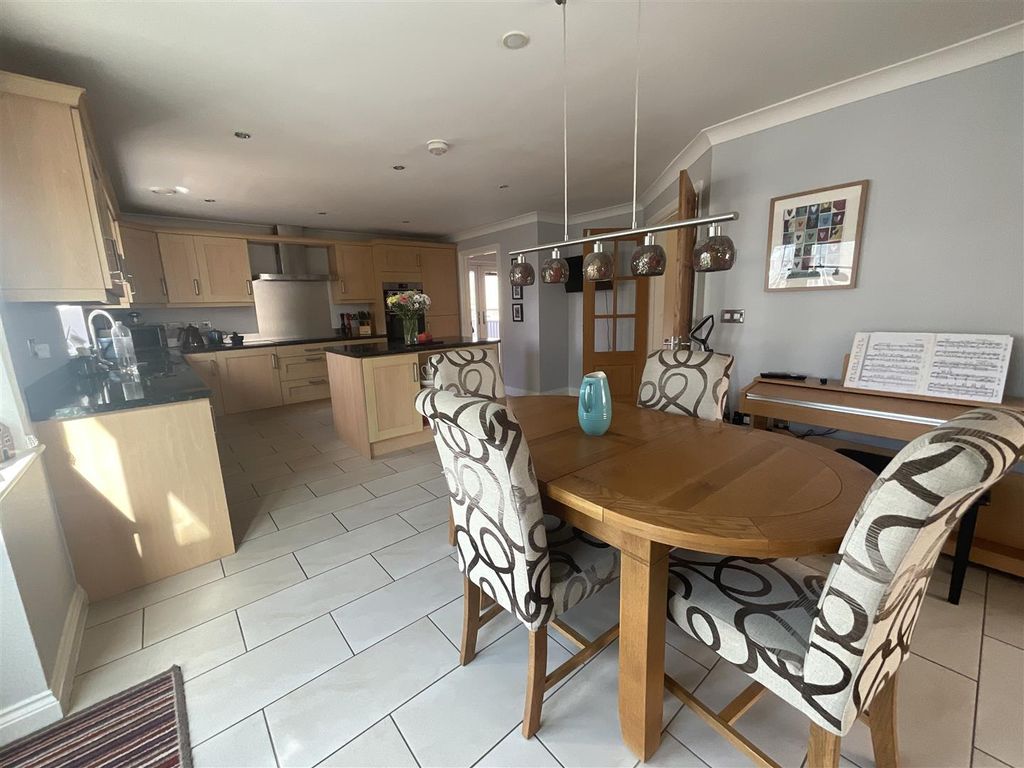 Additional image 12 of 4 bed detached house for saleHenfelin, Garnant, Ammanford SA18