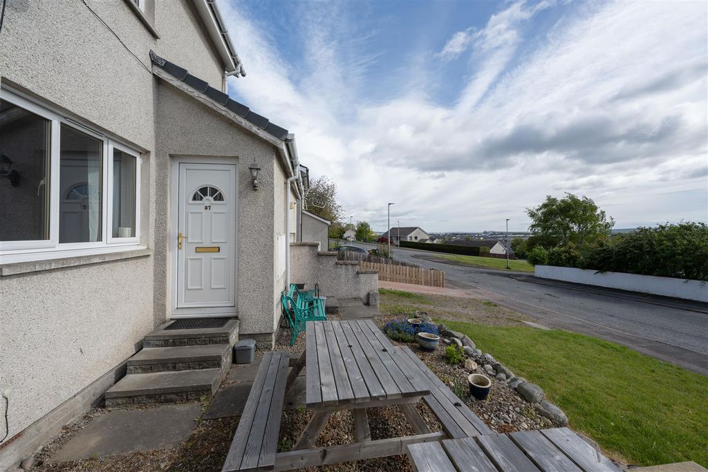 Additional image 10 of 2 bed flat for saleGlengarry Road, Inverness IV3