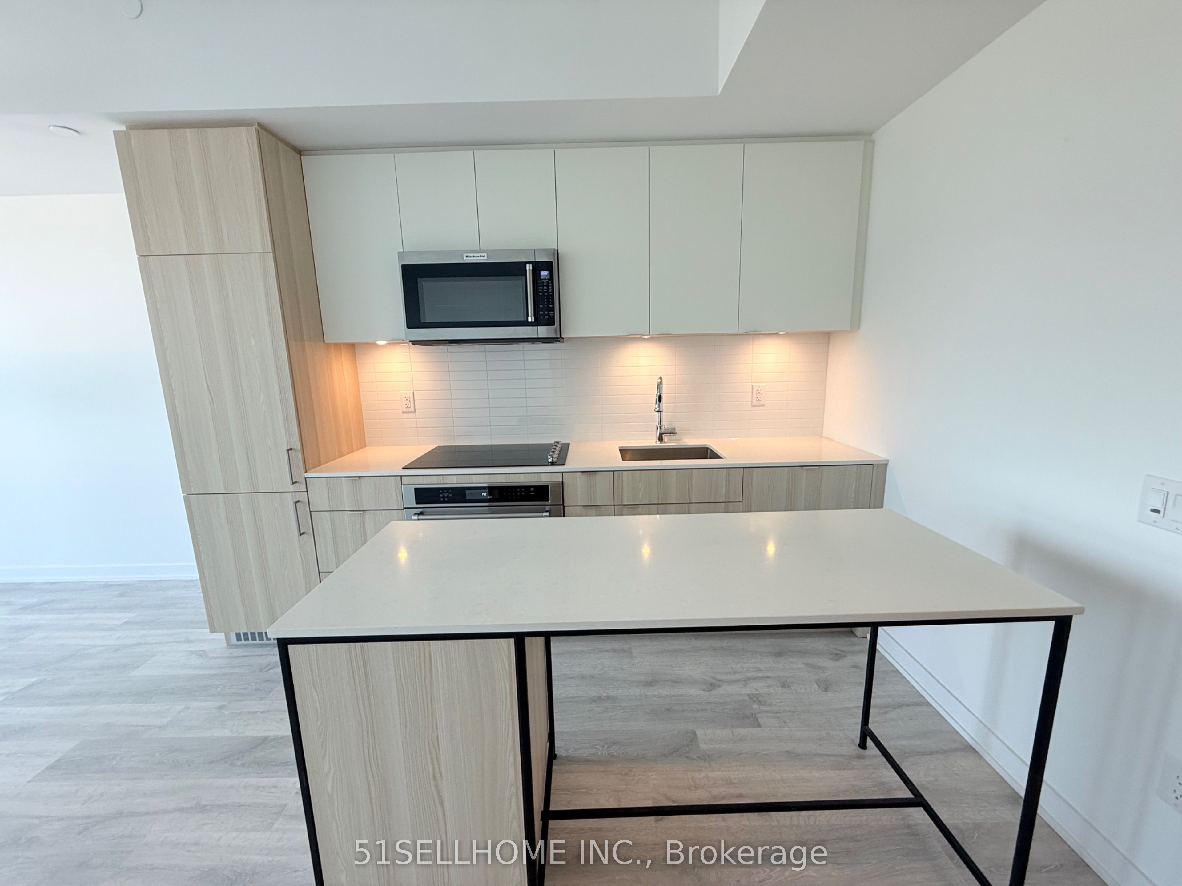 Additional image 3 of TH104-220 Missinnihe Way, Mississauga, ON, L5H 0A9