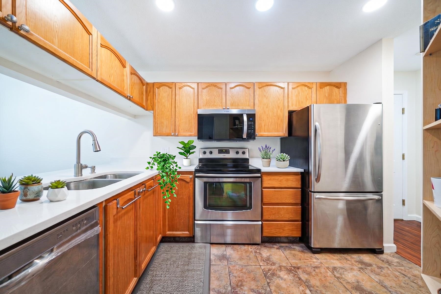 Additional image 6 of 305-1167 Pipeline Road, Coquitlam, BC, V3B 4R9