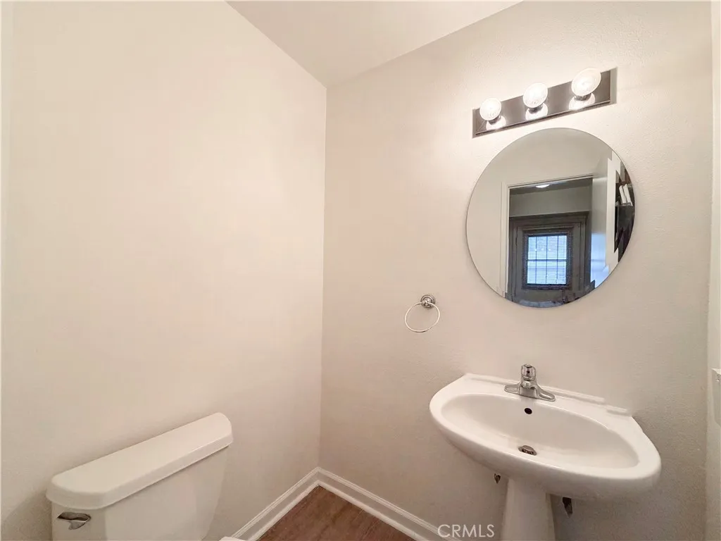 Additional image 12 of 22131 N Oxnard Street Unit A, Woodland Hills, CA 91367