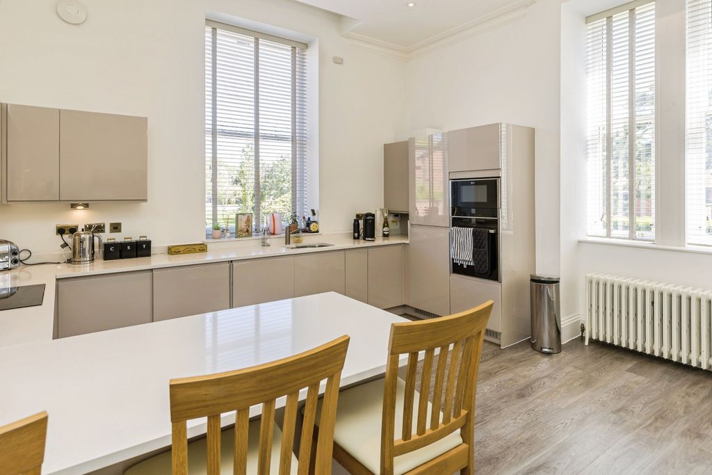 Additional image 9 of 2 bed flat for saleBlencowe Close, Chester CH1