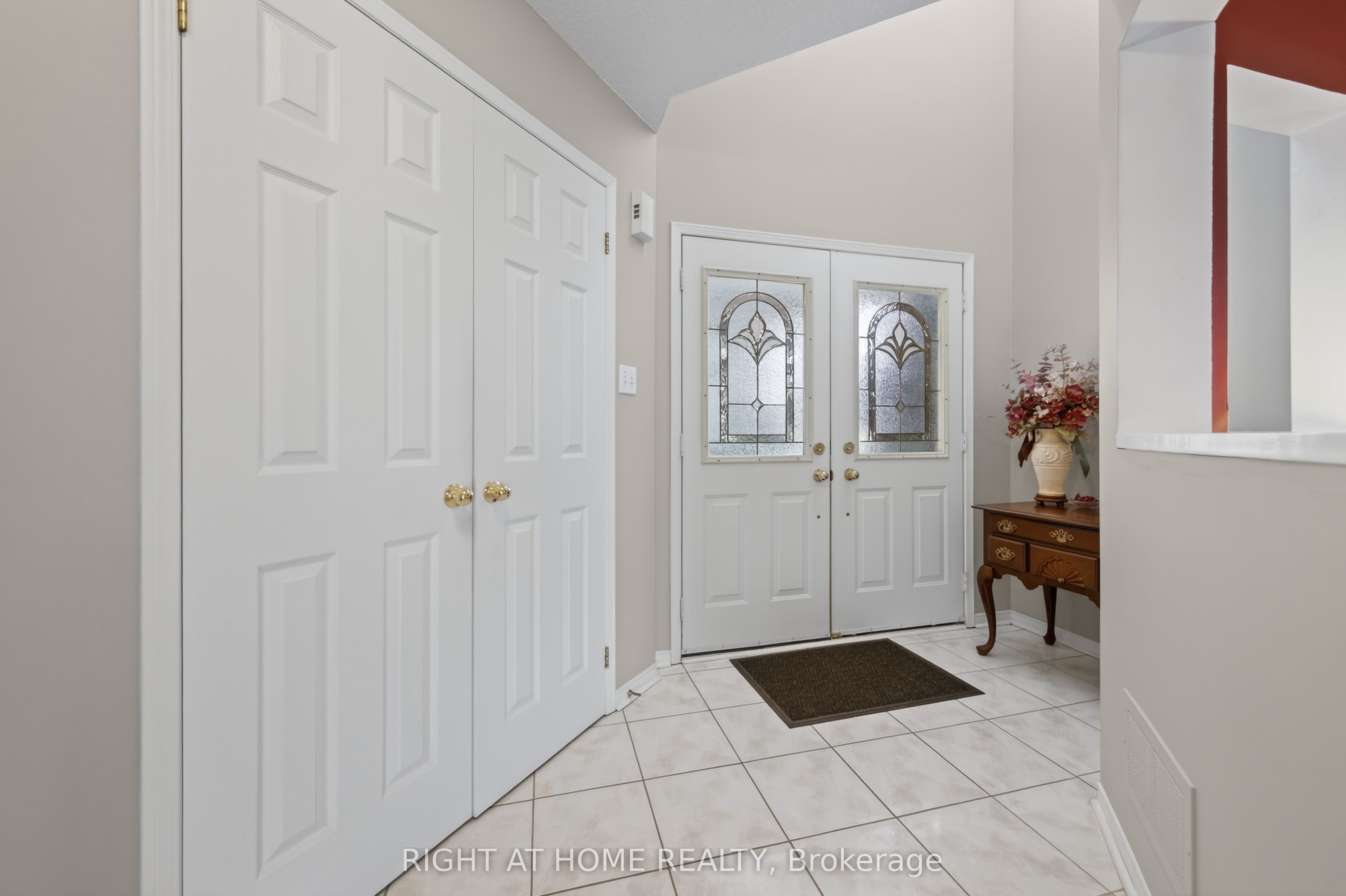 Additional image 3 of 1338 Vincent Crescent, Innisfil, ON, L9S 1Z8