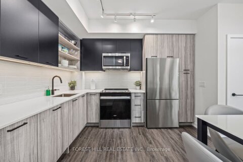 Additional image 7 of 103-2300 St Clair Avenue W, Toronto, ON, M6N 0B3