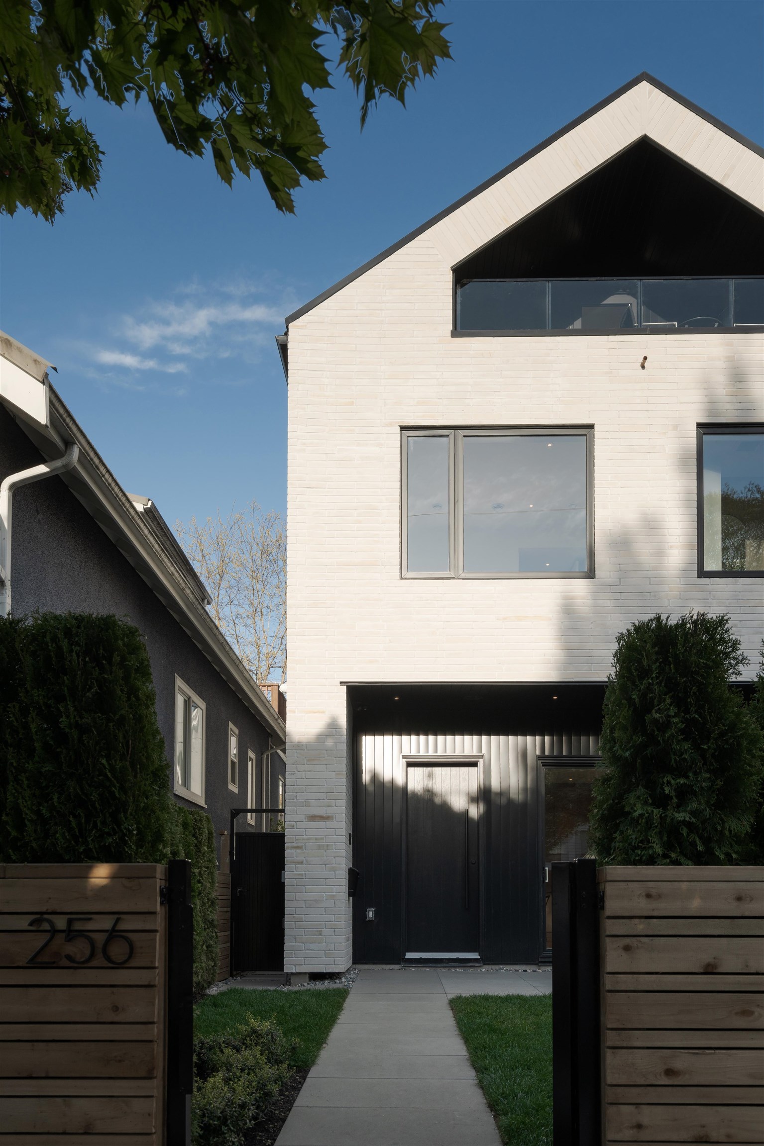 2256 Garden Drive, Vancouver, BC, V5N 4X2