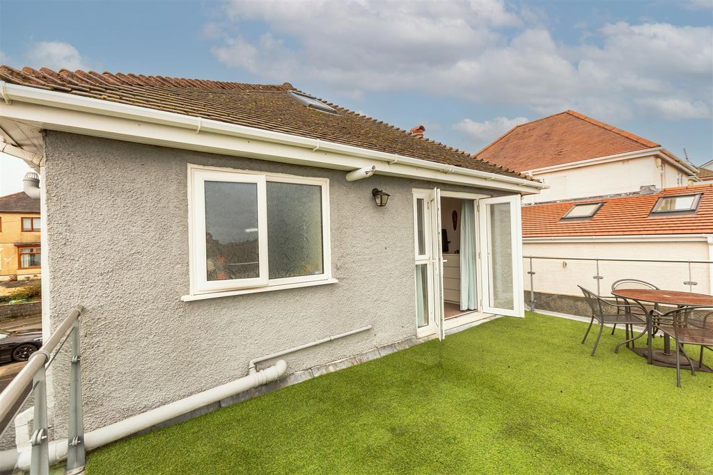Additional image 11 of 3 bed detached house for saleLon Mafon, Sketty, Swansea SA2