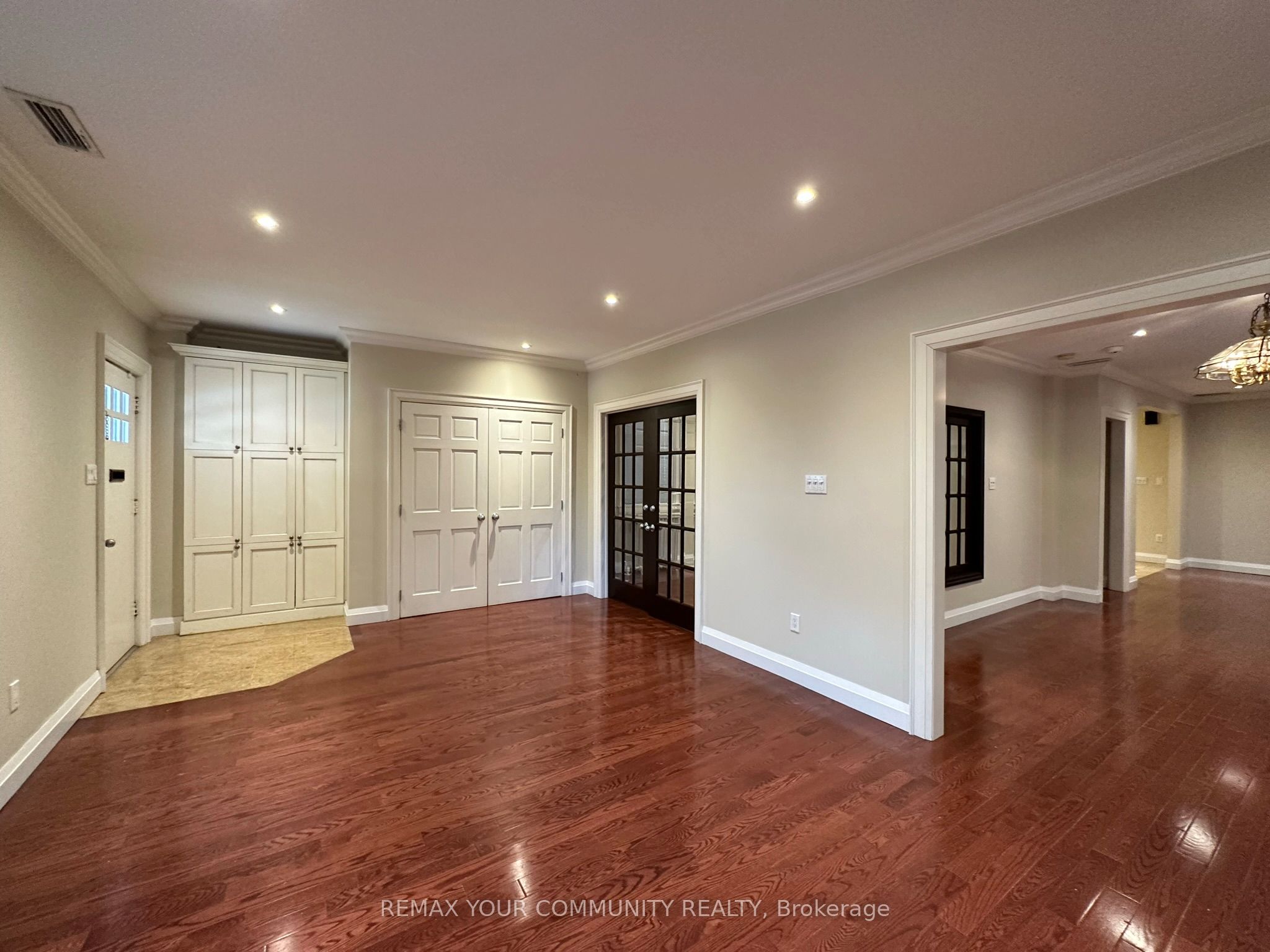 Additional image 2 of 70 Snowdon Avenue, Toronto, ON, M4N 2A9