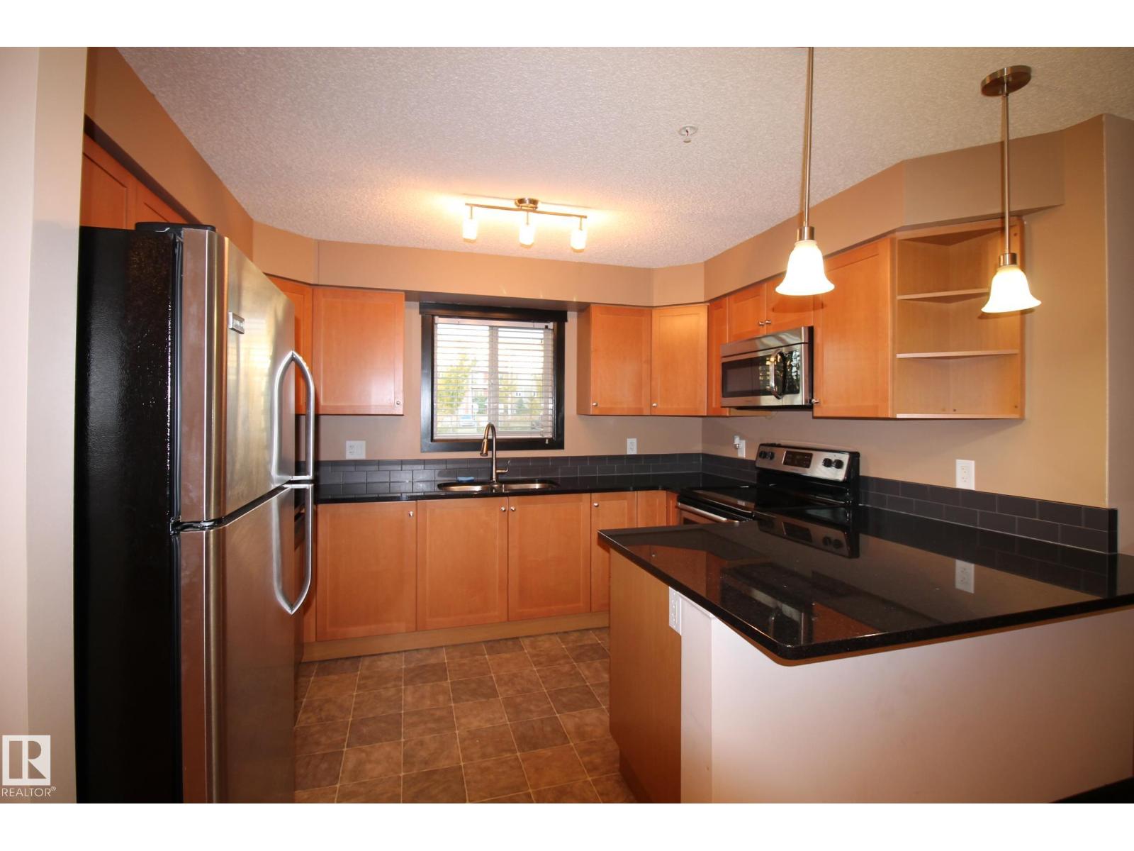 Additional image 5 of 105-3719 Whitelaw Lane NW, Edmonton, AB, T6W2C3