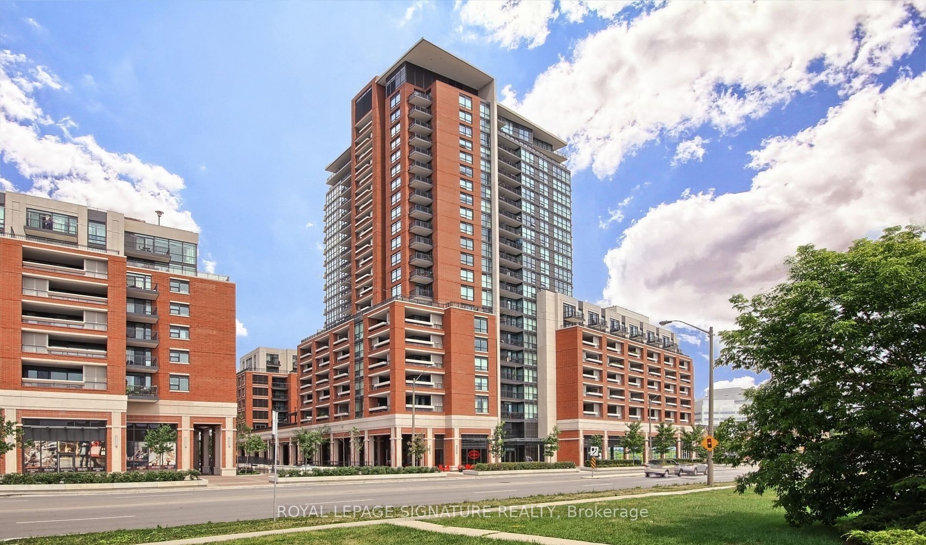 311-800 Lawrence Avenue W, Toronto, ON, M6A 0B1