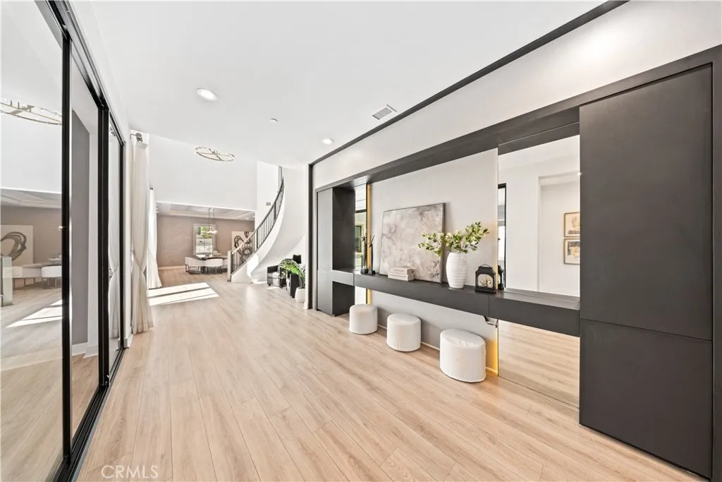 114 Interstellar, Irvine, CA 92618 photo 5