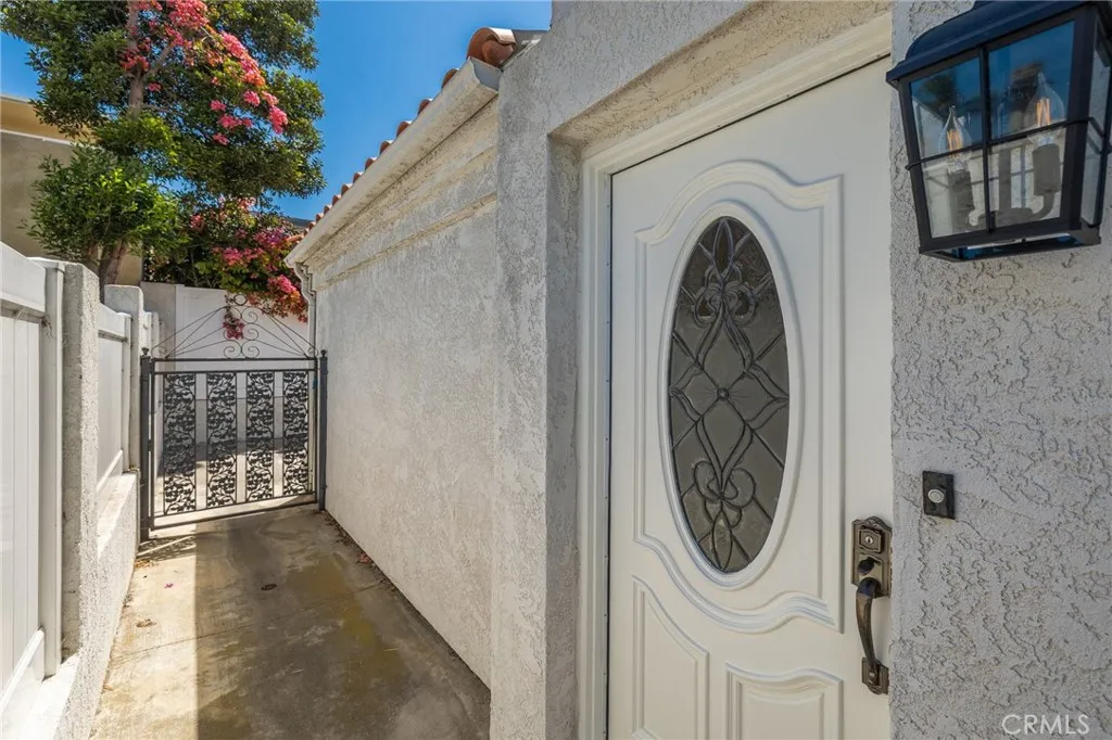 Additional image 3 of 222 N Juanita Avenue Unit B, Redondo Beach, CA 90277