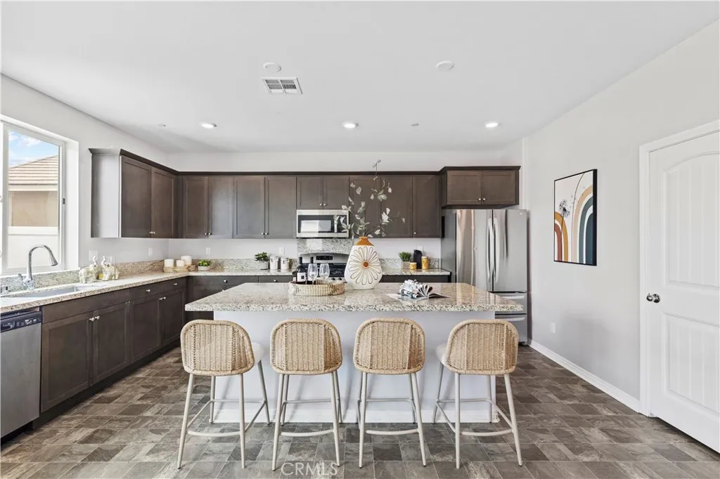 Additional image 111 of 2957 Flagstaff Dr, Jurupa Valley, CA 92509