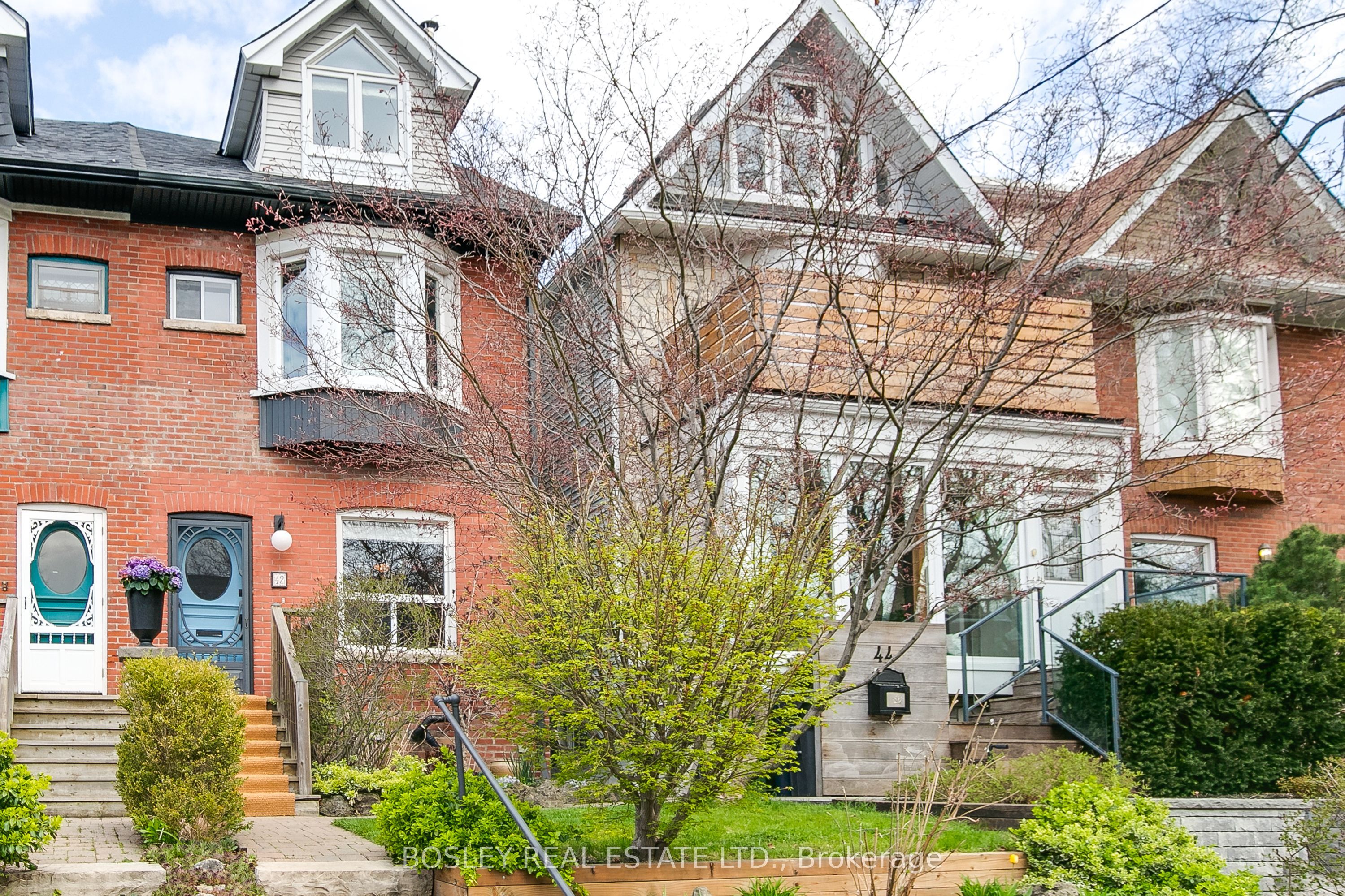 42 Dingwall Avenue, Toronto, ON, M4J 1C3 photo 2
