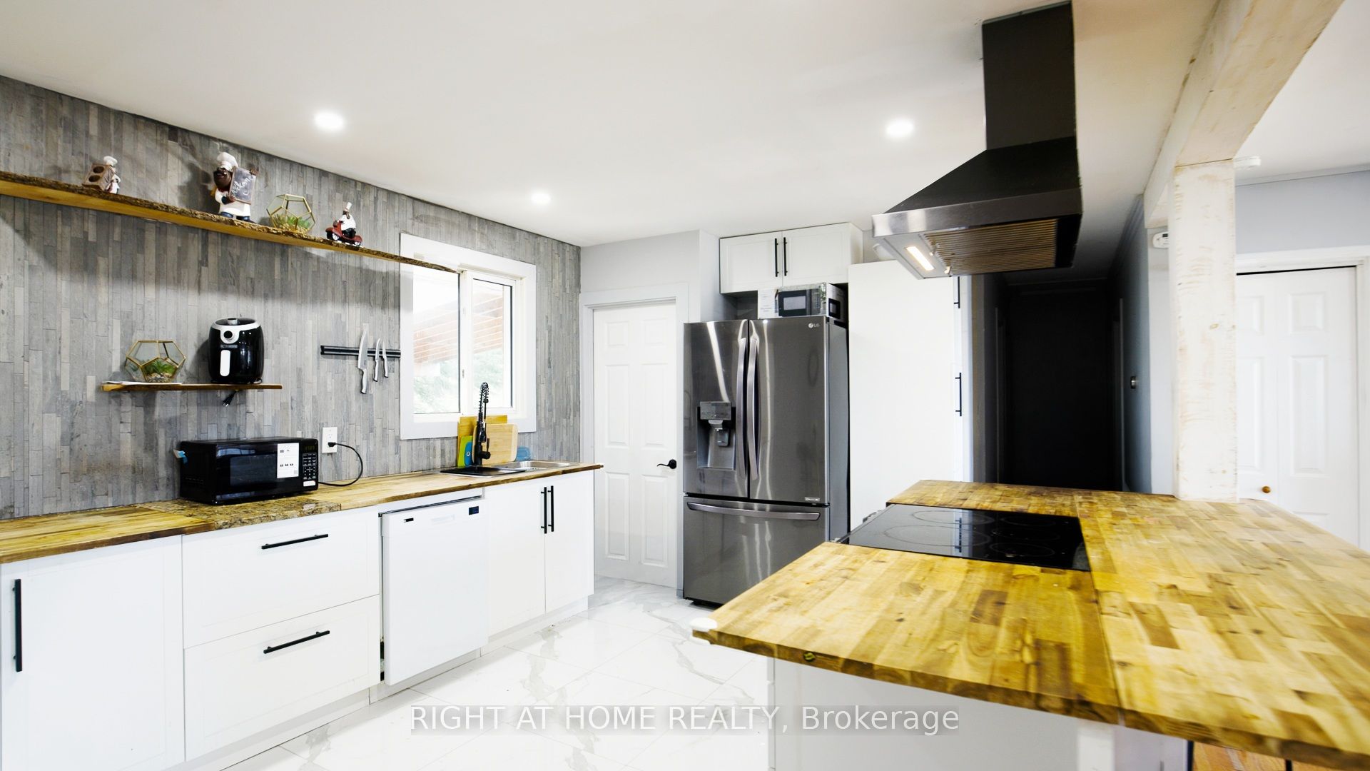 Additional image 5 of 134 David Drive, Ottawa, ON, K2G 2N9