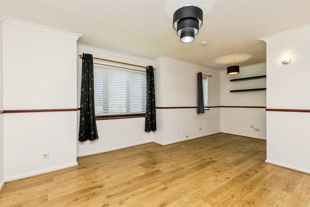 Additional image 5 of Studio for saleTrenear Close, Horsham, West Sussex RH13