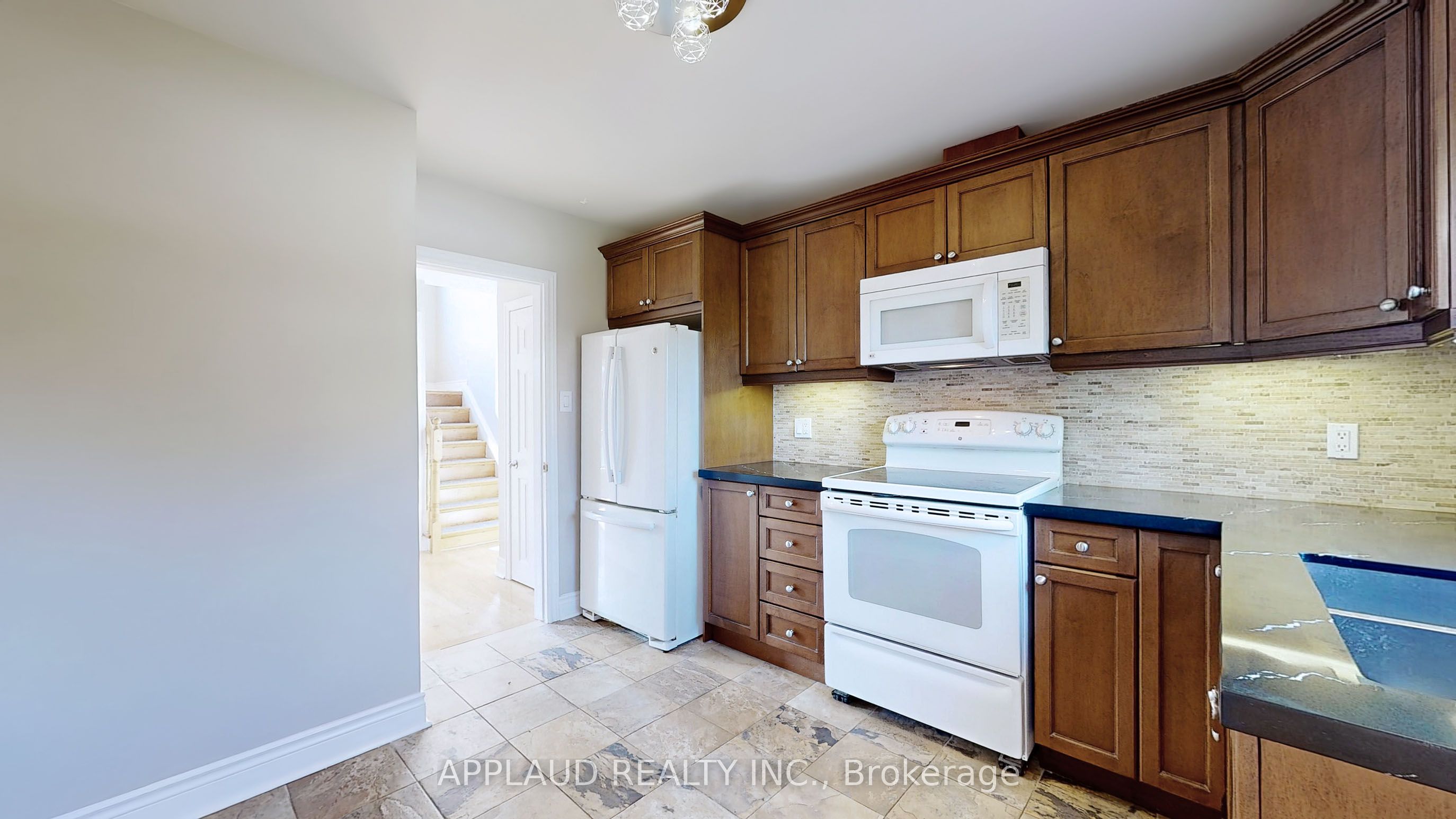 Additional image 4 of 34 Wyndcliff Crescent, Toronto, ON, M4A 2K1