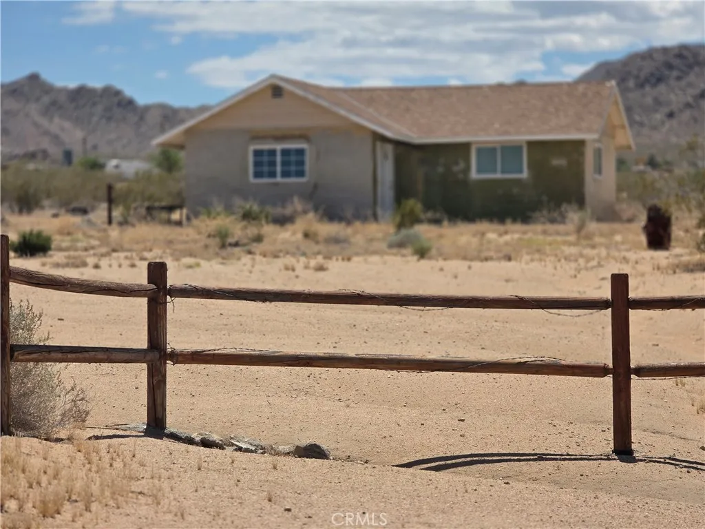 Additional image 31 of 51033 Joshua Tree Rd, Johnson Valley, CA 92285