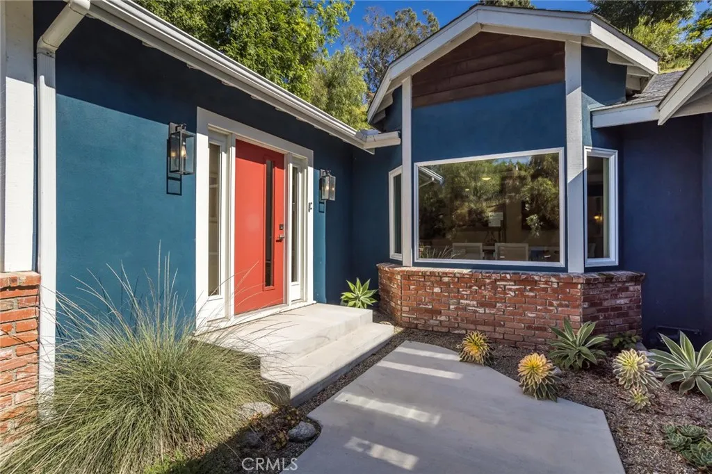 Additional image 2 of 10210 La Canada Way, Shadow Hills, CA 91040