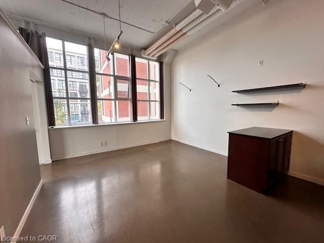 Additional image 3 of 213-410 King Street W, Kitchener, ON, N2G 1C3
