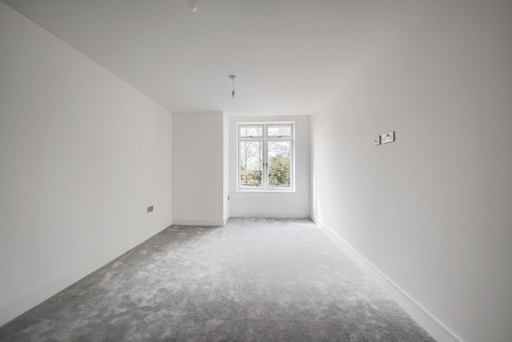 Additional image 19 of 2 bed flat for saleFlat 3, Benson Road, Stratford-Upon-Avon CV37