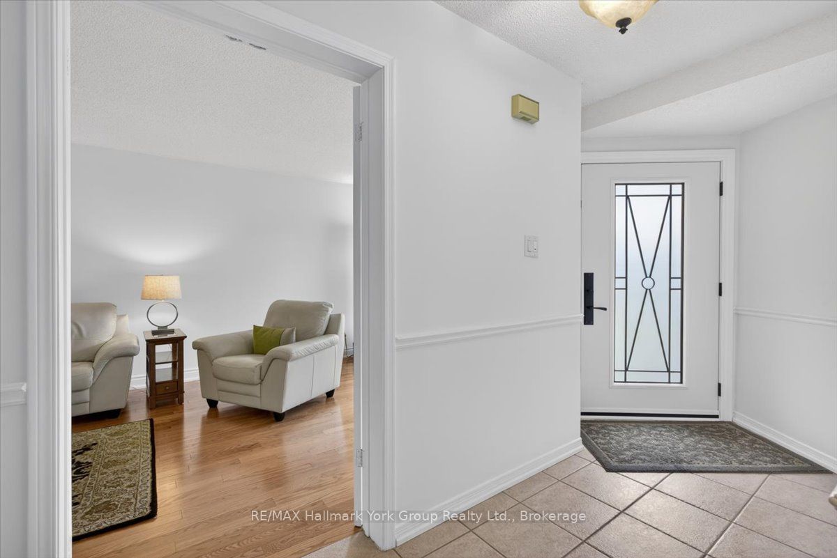 Additional image 4 of 50 Mcleod Drive, Aurora, ON, L4G 5E8
