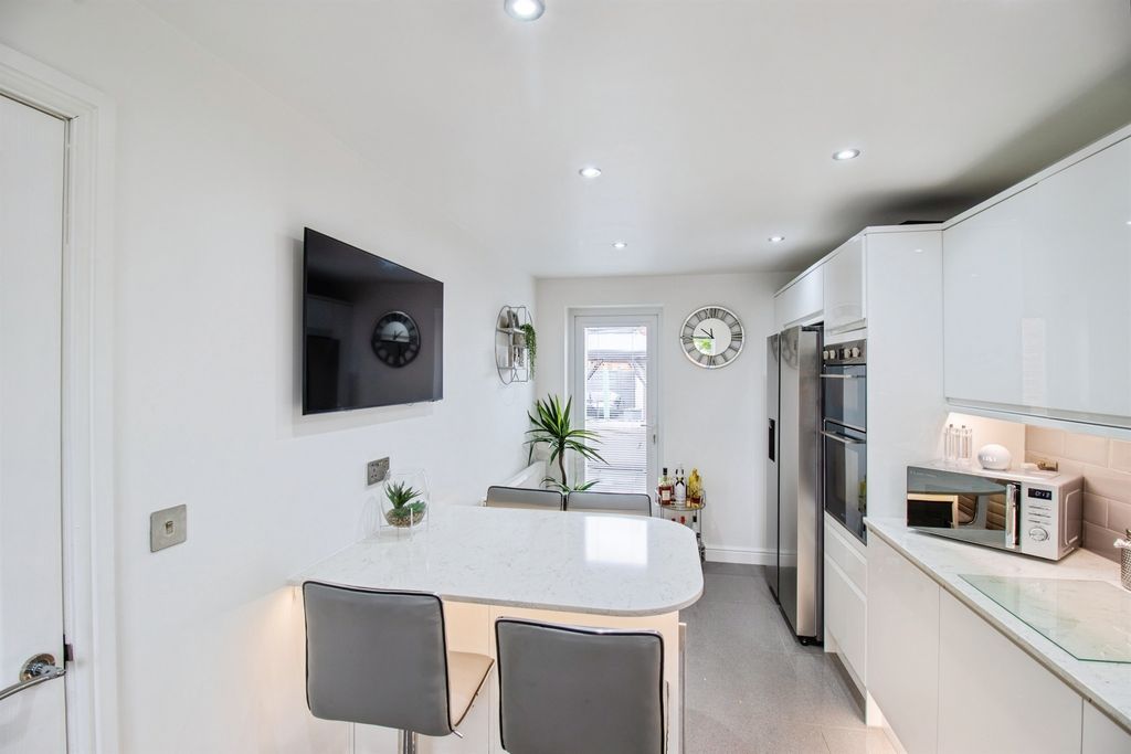 Additional image 4 of 3 bed semi-detached house for saleTowpath Close, Longford, Coventry CV6