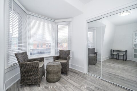 Additional image 8 of 2nd Floor-106 Harbord Street, Toronto, ON, M5S 1G6