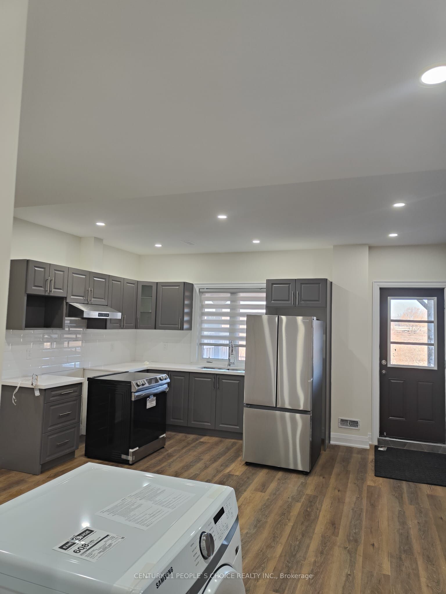 126 Degrey Drive, Brampton, ON, L6P 4L7