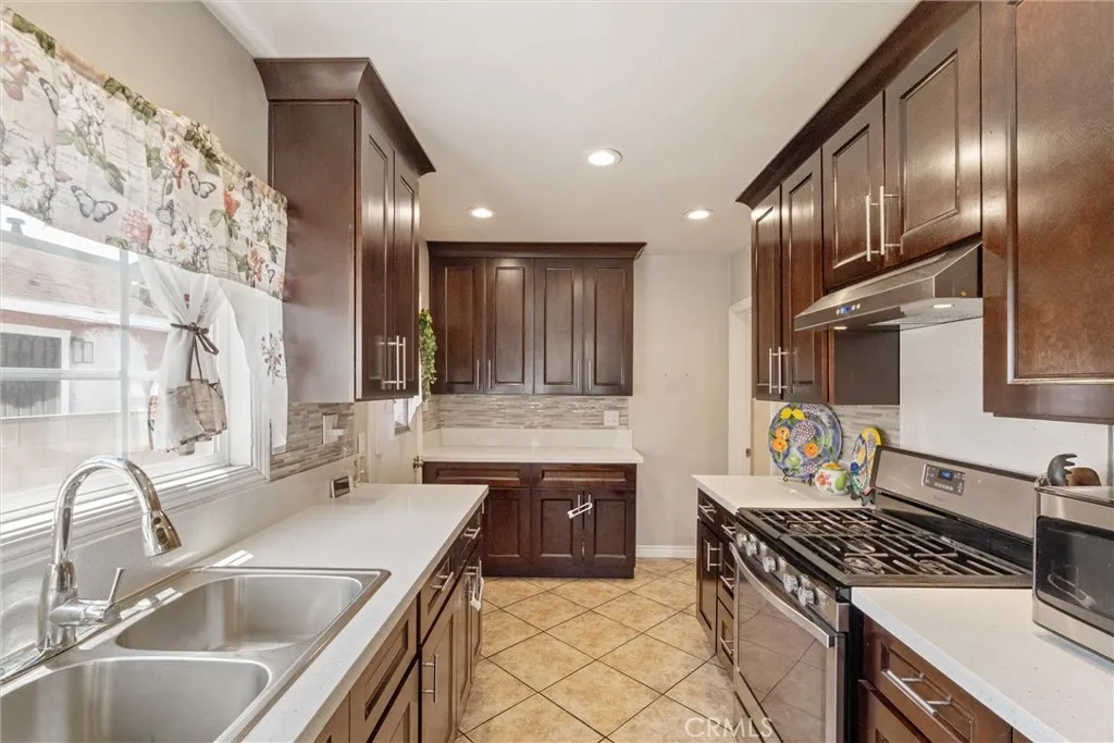 Additional image 40 of 3090 Lynwood Rd, Lynwood, CA 90262