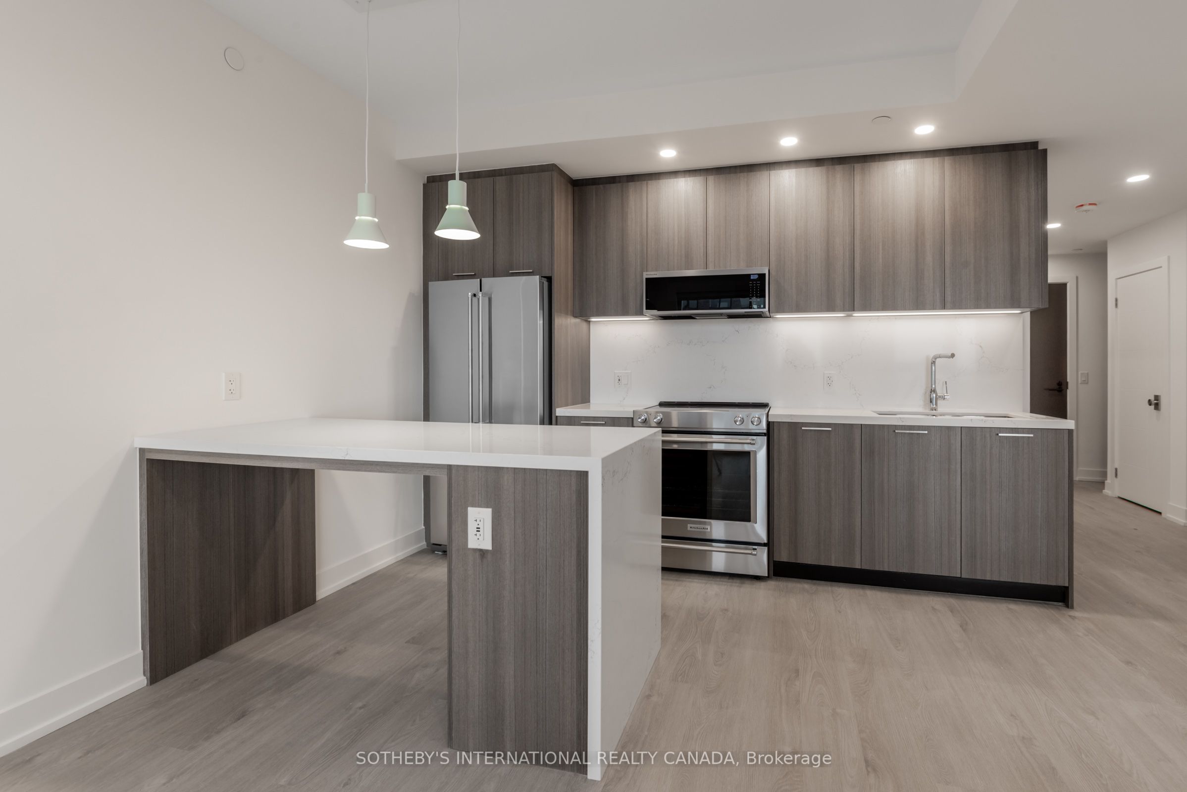 Additional image 3 of 1403-31 York Garden Way, Toronto, ON, M6A 2V1