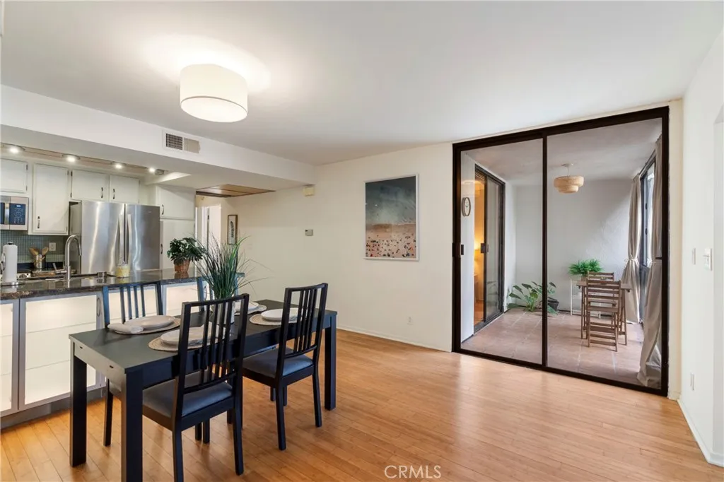 Additional image 2 of 740 N Kings Road Unit 208, West Hollywood, CA 90069
