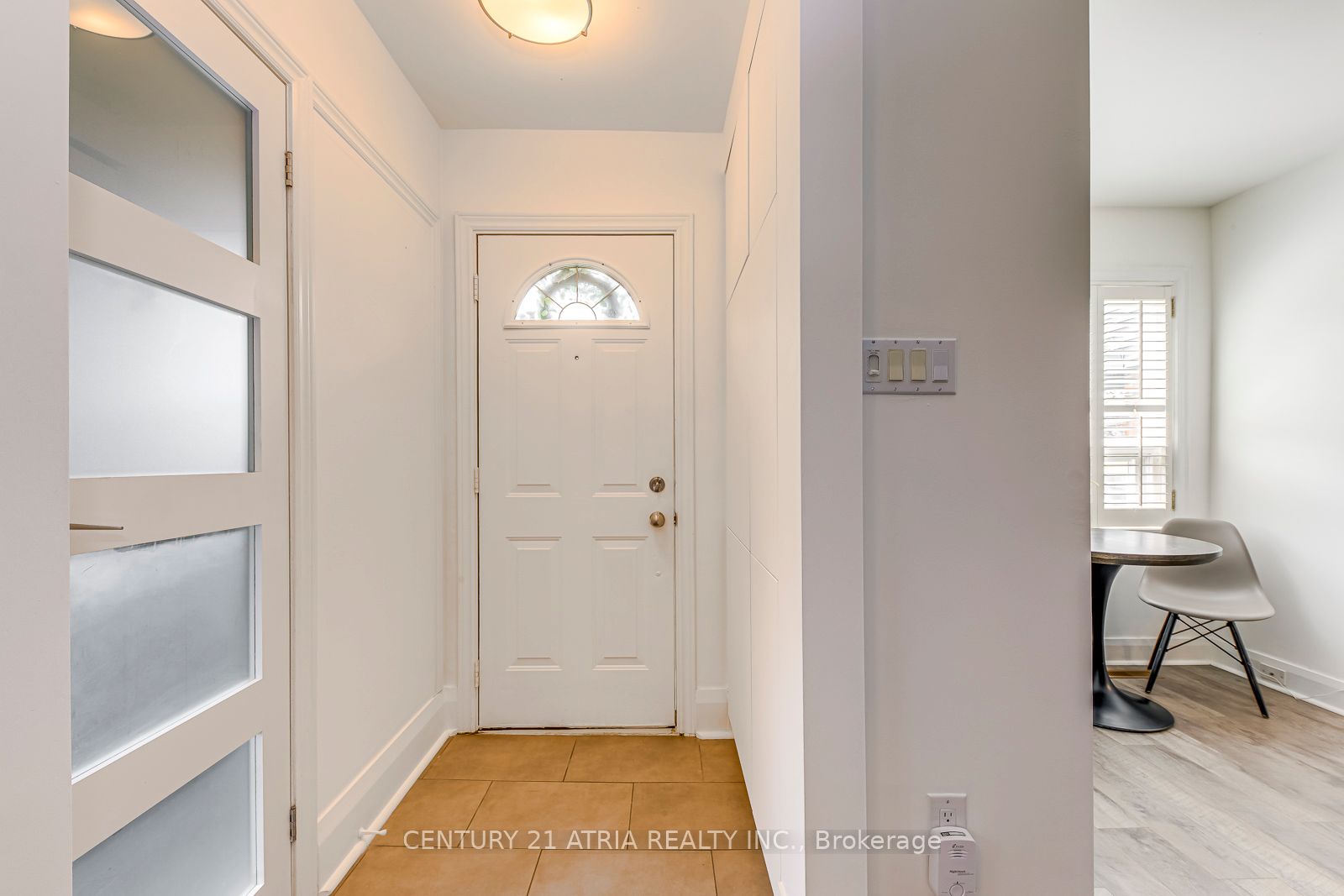 Additional image 4 of 20 1/2 East Road, Toronto, ON, M1N 2A1