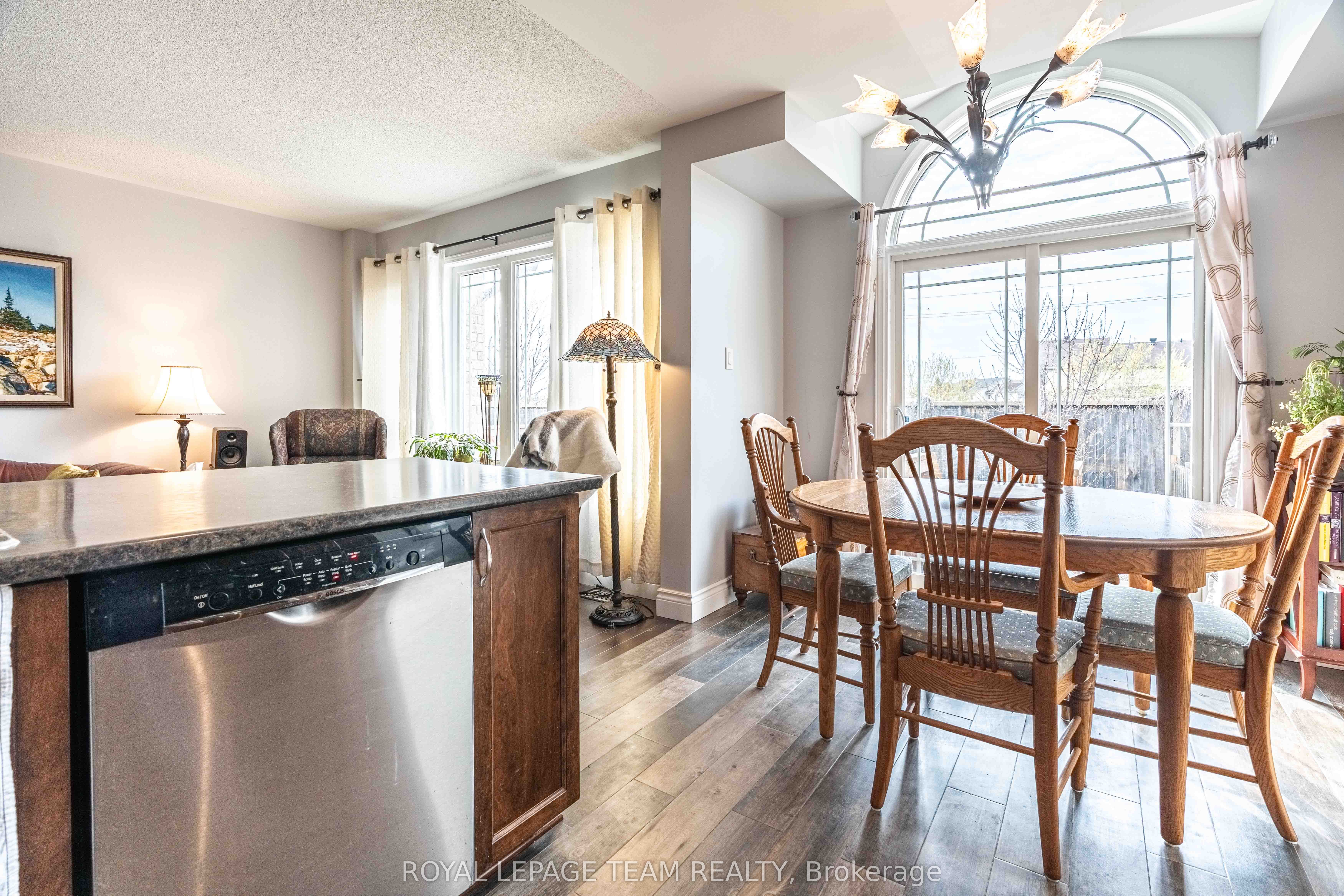 Additional image 6 of 640 Pepperville Crescent, Ottawa, ON, K2M 0E8