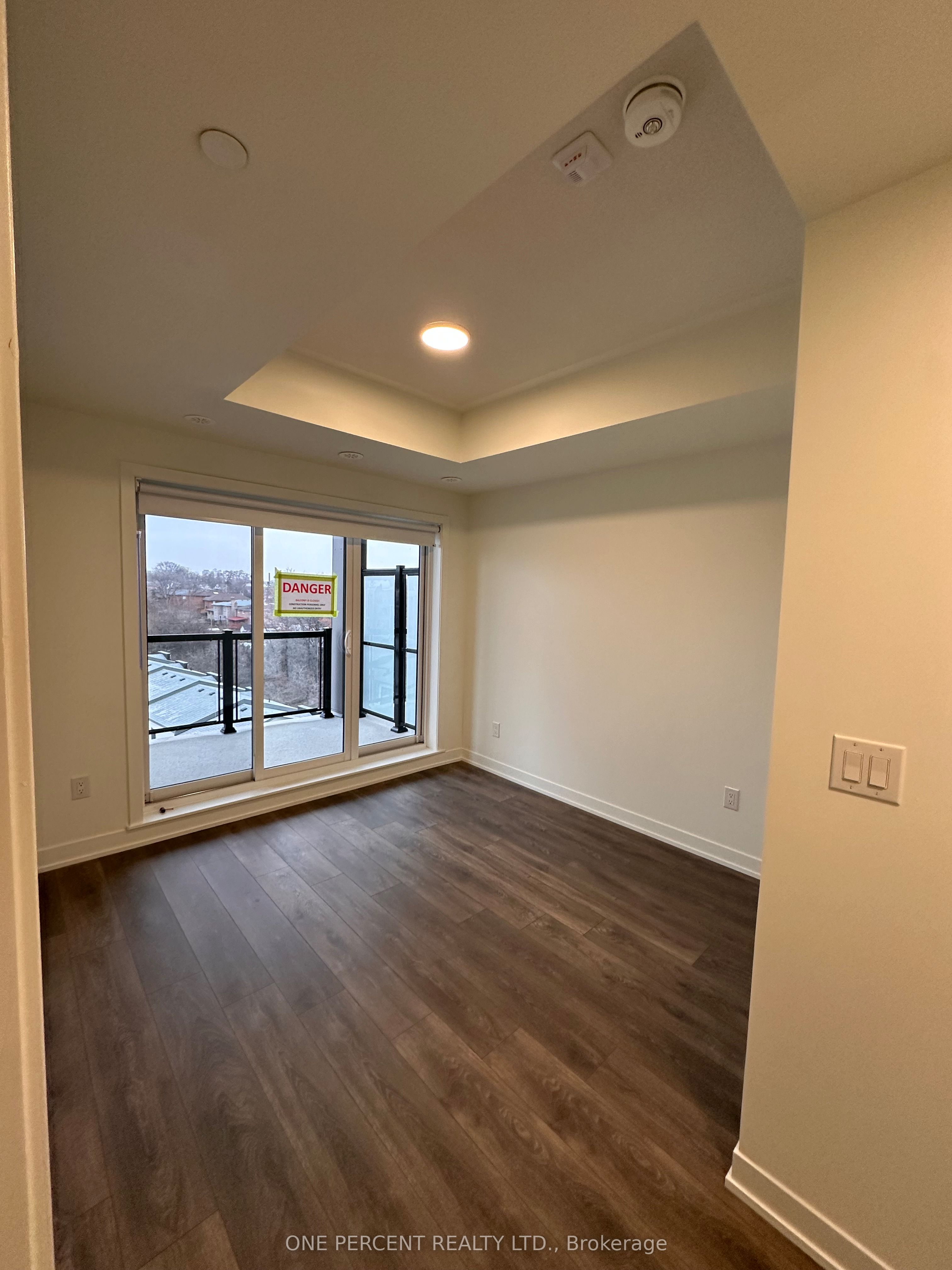 Additional image 3 of 610-165 Canon Jackson Drive, Toronto, ON, M6M 0C4