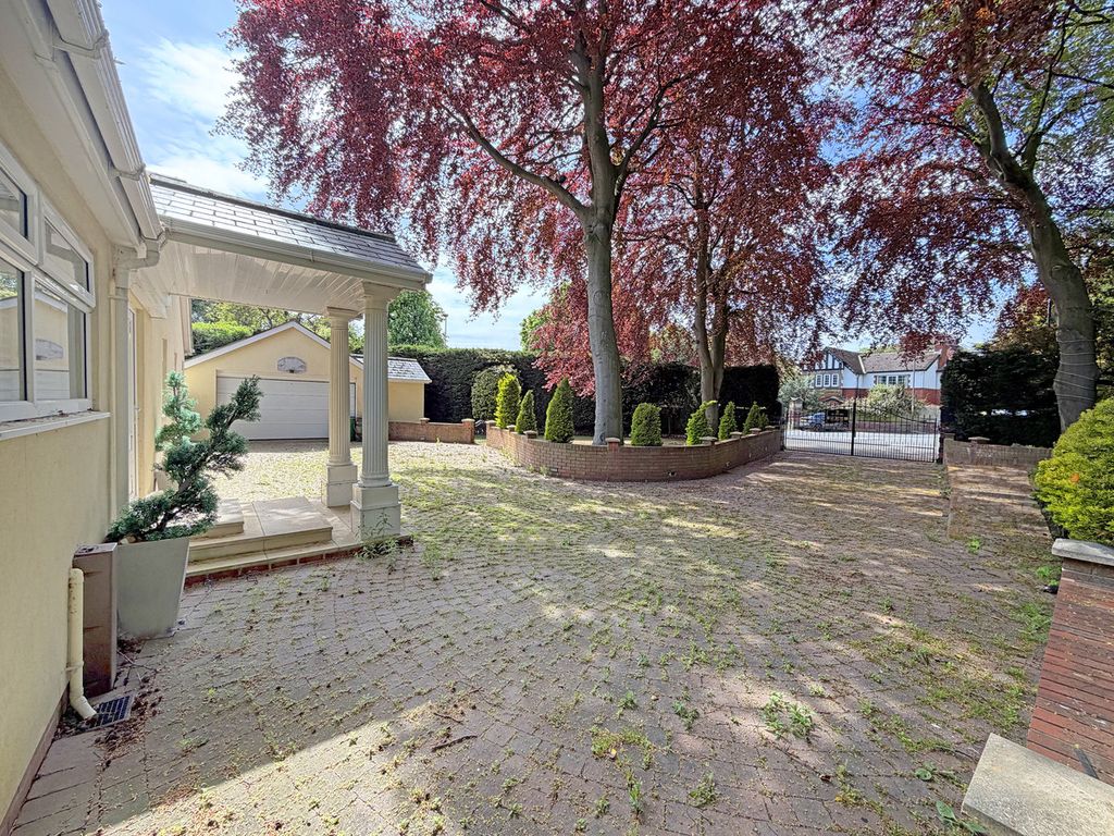 Additional image 8 of 5 bed detached bungalow for salePark Avenue, Hartlepool, 0 TS26