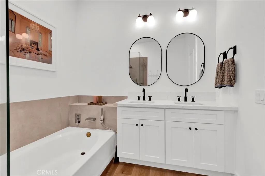 Additional image 53 of 4830 Elmwood Avenue Unit 302, Los Angeles, CA 90004