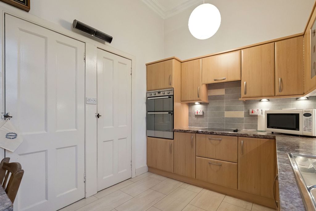Additional image 11 of 3 bed flat for sale3 West Abercromby Street, Helensburgh G84