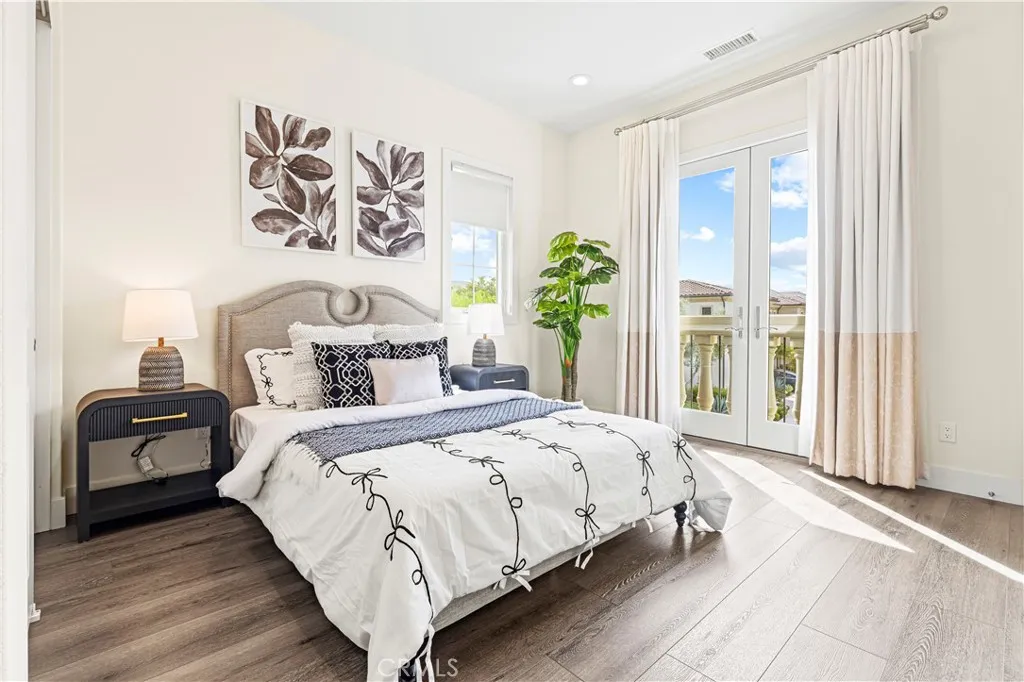 Additional image 79 of 57 Pulsar, Irvine, CA 92618