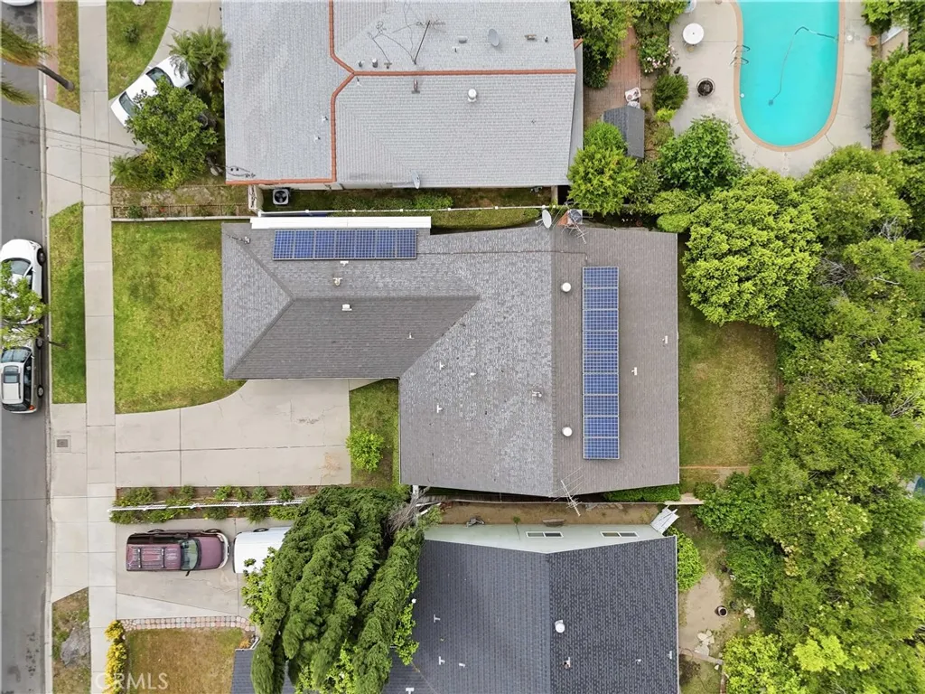 14951 Gilmore St, Van Nuys, CA 91411