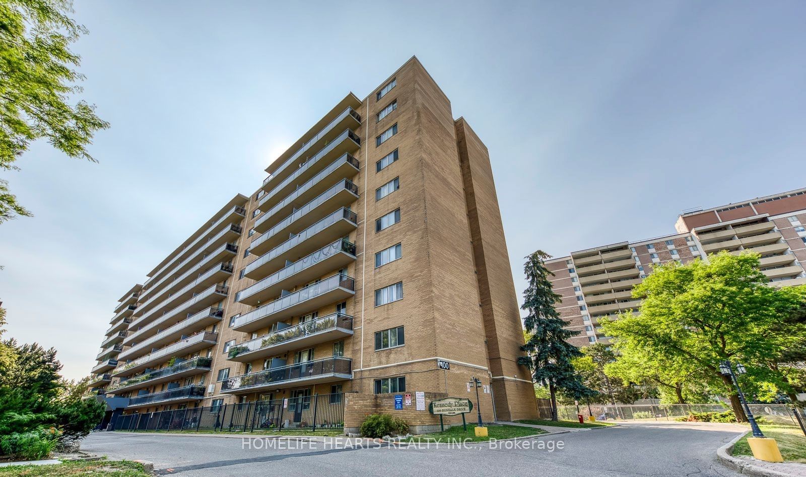 1017-100 Dundalk Drive, Toronto, ON, M1P 4V2