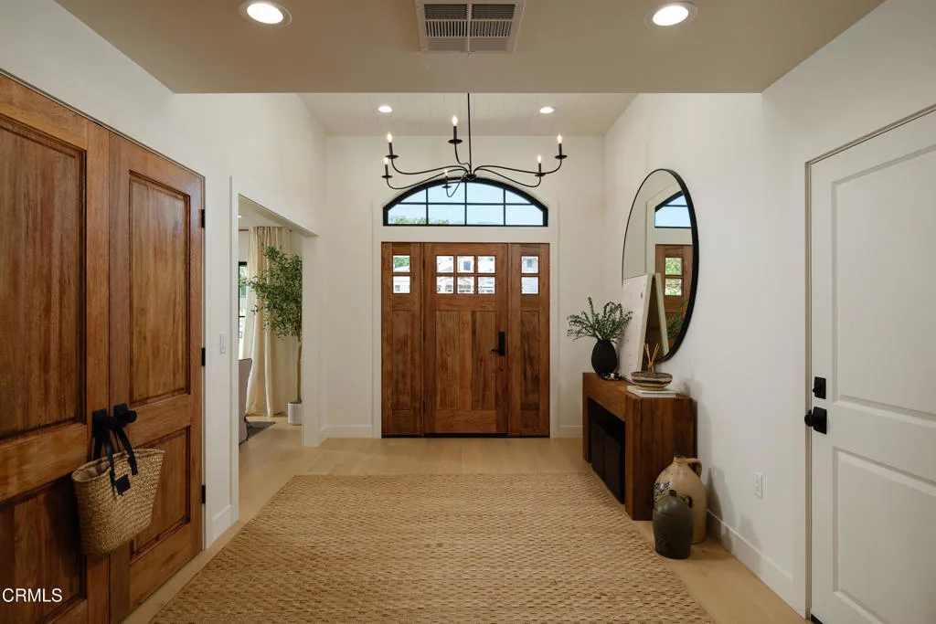 Additional image 5 of 604 De Nova Street, La Canada Flintridge, CA 91011