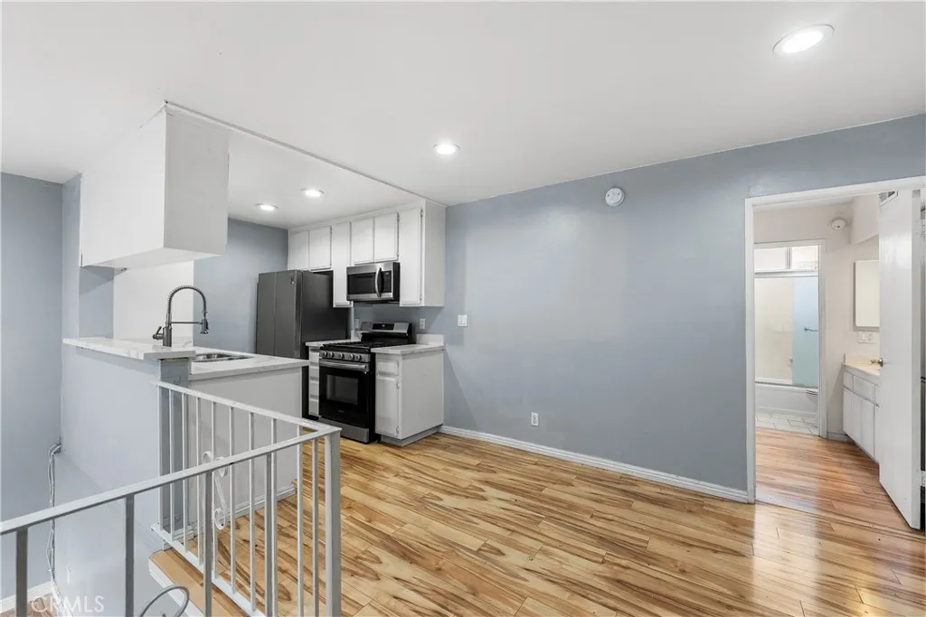 Additional image 3 of 5500 Lindley Ave Unit 106, Encino, CA 91316