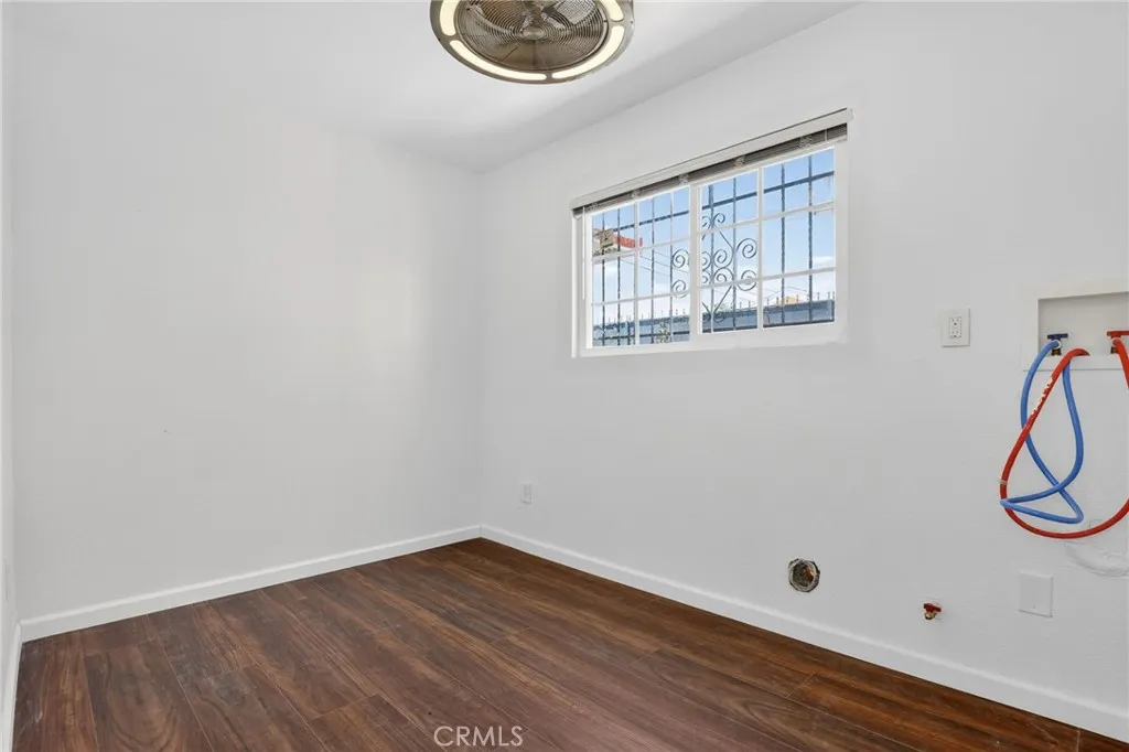 Additional image 24 of 7607 8th Avenue, Los Angeles, CA 90043