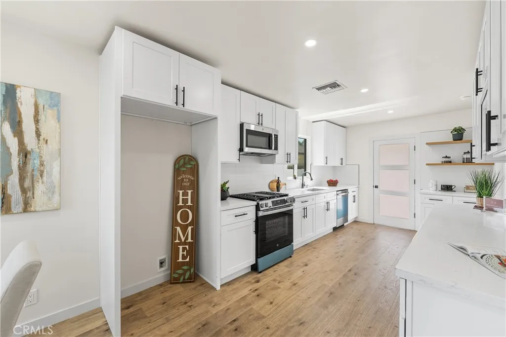 Additional image 58 of 9753 Mercedes Avenue, Arleta, CA 91331