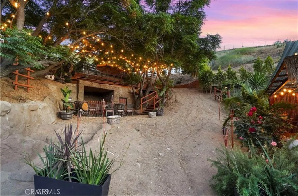 Additional image 29 of 9578 Sunland Blvd, Shadow Hills, CA 91040